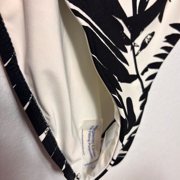 TRINA TURK LENNOX BANDEAU LACE UP BLACK WHITE PINK WOMEN ONE PIECE SIZE 6 NWT - Picture 7 of 10